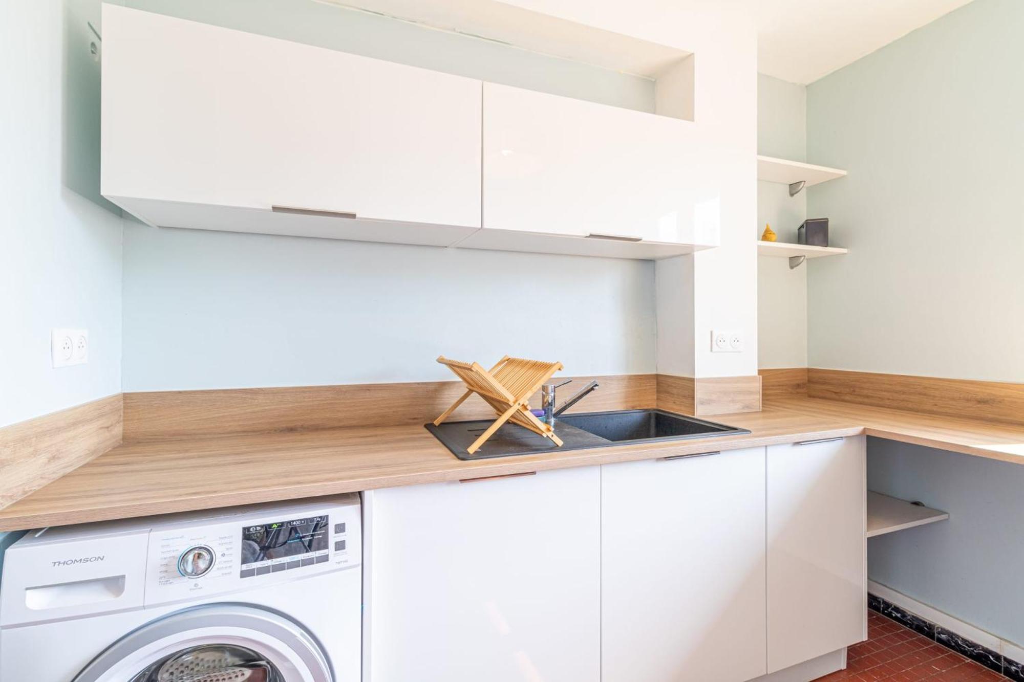 Apartment Charming T3 With Balcony And View *