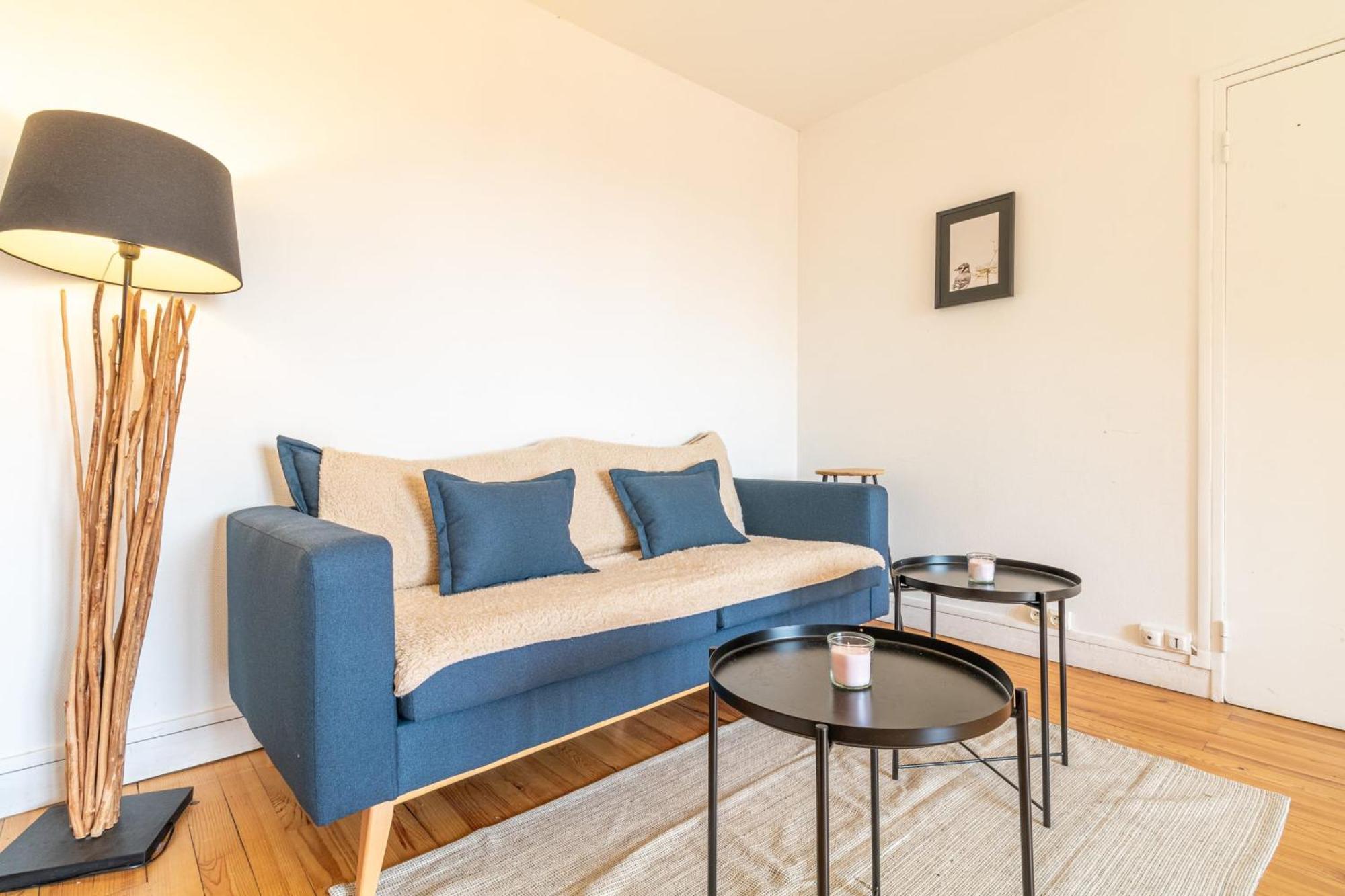 Apartment Charming T3 With Balcony And View